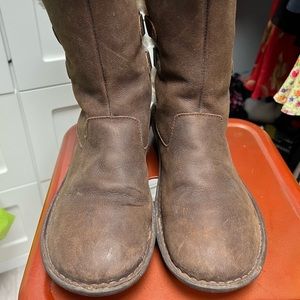 UGG leather dark brown boots size 9